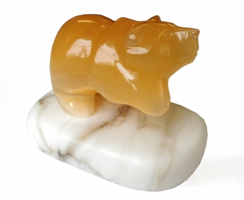 Медведь. Селенит малый. Размер: 6х8,5х6 см